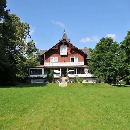 Gasthof Jagdschloss Fahrenbühl Garni *